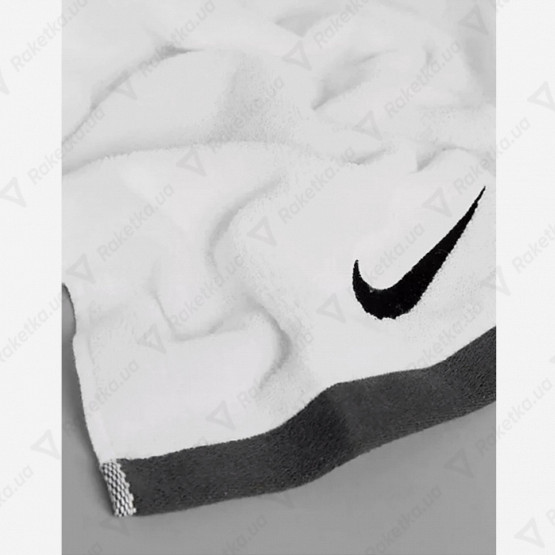 Nike Fundamental Towel Medium White/Black 36x80см
