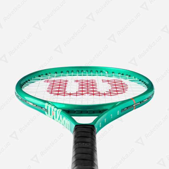Wilson Blade 26 V10 WR208710